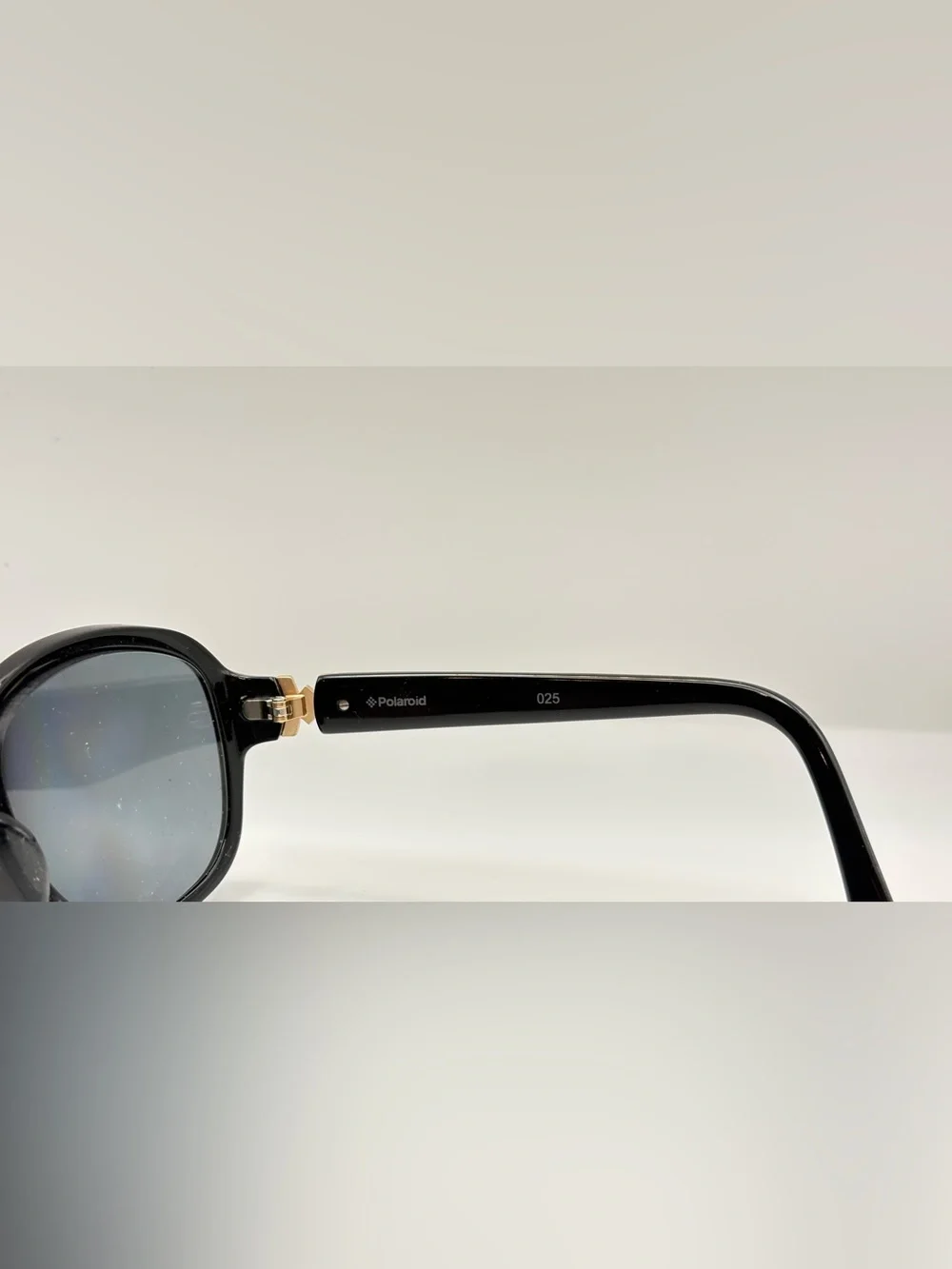 Polaroid X8320 Black Oval Sunglasses Frames Only